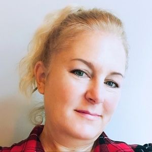 Meet your Posher, Dawn